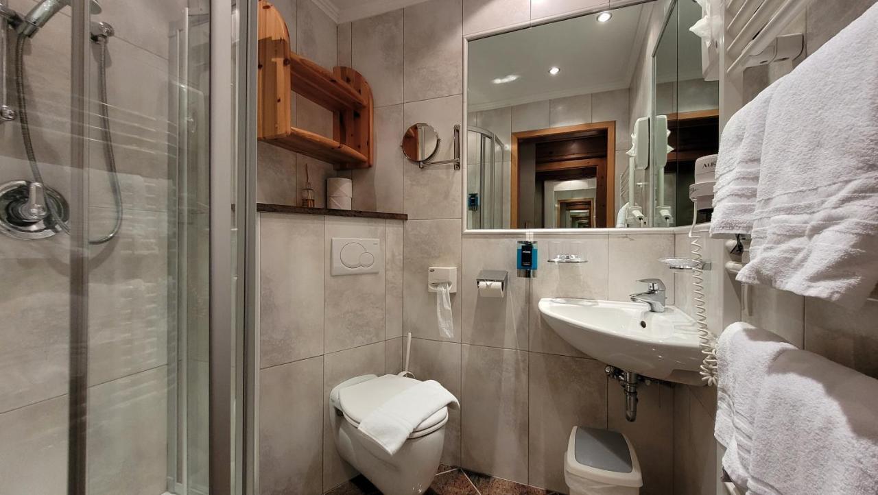 Hotel Alpenrose Zauchensee Bagian luar foto